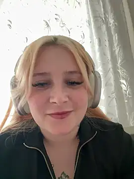 Light Luna online show from 07-11-26, 10:29