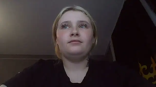 Light Luna online show from 07-31-26, 03:55