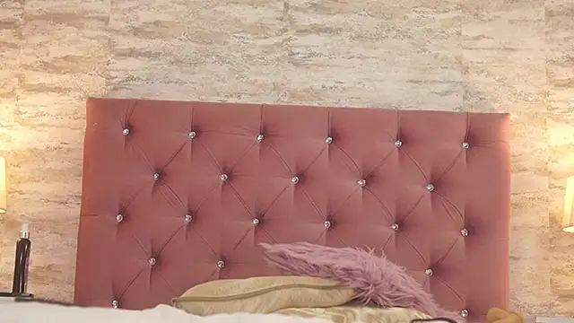 Snapshot of IsabellMendez_ chatting on 01-17-25, 01:36 IsabellMendez online show from 01-17-25, 01:36