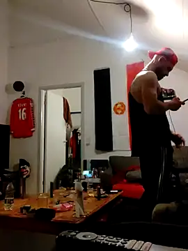 Snapshot of eltoulou chatting on 02-11-25, 06:11 eltoulou online show from 02-11-25, 06:11