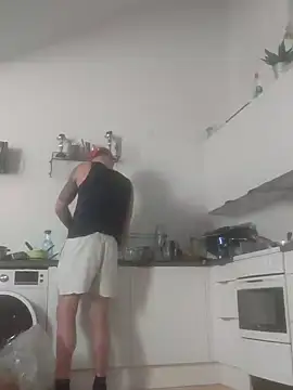 Snapshot of eltoulou chatting on 02-16-25, 03:05 eltoulou online show from 02-16-25, 03:05