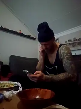 Snapshot of eltoulou chatting on 12-03-25, 05:00 eltoulou online show from 12-03-25, 05:00