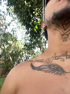 Snapshot of Alex_Teau chatting on 02-26-25, 06:32 Alex Teau online show from 02-26-25, 06:32