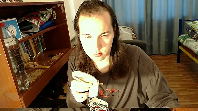 EvaMiron online show from 02-05-25, 05:20