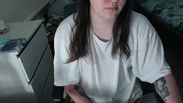 EvaMiron online show from 11-15-25, 08:33