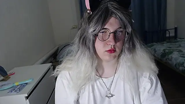 EvaMiron online show from 02-16-26, 03:41