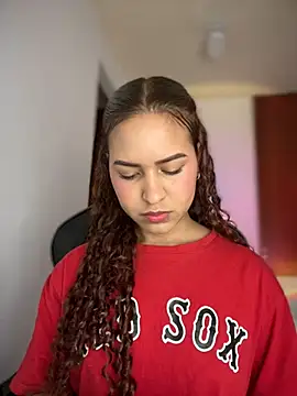 Snapshot of gretta_kler1 chatting on 03-03-25, 02:48 gretta kler1 online show from 03-03-25, 02:48