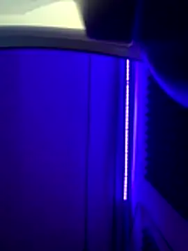 Snapshot of HornyBoyTim chatting on 12-18-25, 03:45 HornyBoyTim online show from 12-18-25, 03:45