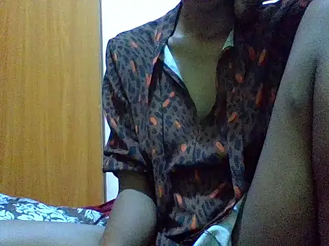 Snapshot of Billiebby chatting on 10-18-25, 05:54 Billiebby online show from 10-18-25, 05:54