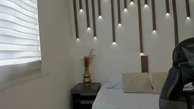 megan cooper28 online show from 12-17-25, 07:09