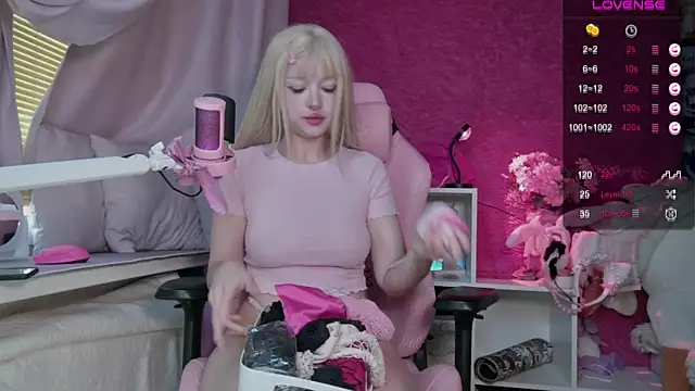 berrybaebaby online show from 06-24-26, 03:27