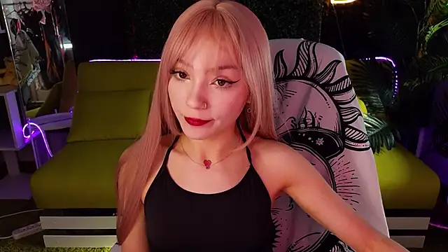 Snapshot of SandraBoyl chatting on 03-02-25, 08:16 SandraBoyl online show from 03-02-25, 08:16