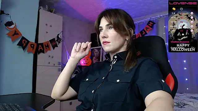 Daniela Cooperr online show from 11-02-25, 04:53