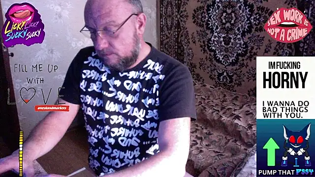 Snapshot of Bossun79 chatting on 02-13-25, 02:42 Bossun79 online show from 02-13-25, 02:42