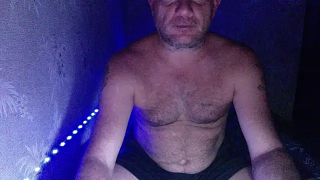 Snapshot of Bossun79 chatting on 09-17-25, 05:47 Bossun79 online show from 09-17-25, 05:47