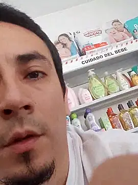 Snapshot of Rejy1992 chatting on 12-01-24, 04:29 Rejy1992 online show from 12-01-24, 04:29