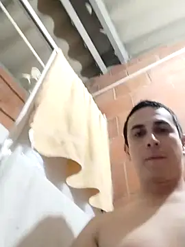 Snapshot of Rejy1992 chatting on 09-27-25, 03:55 Rejy1992 online show from 09-27-25, 03:55