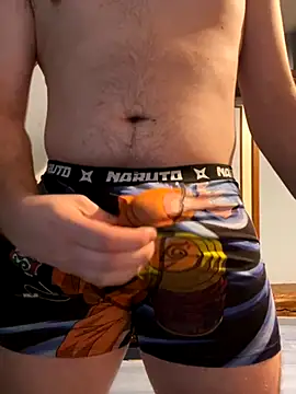 Snapshot of youlo71 chatting on 10-31-25, 09:38 youlo71 online show from 10-31-25, 09:38