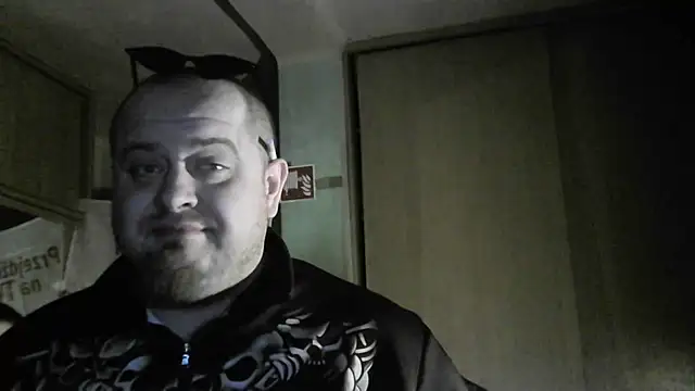 Snapshot of perversalus chatting on 02-09-25, 04:29 perversalus online show from 02-09-25, 04:29