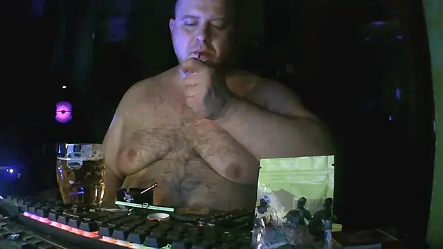 Snapshot of perversalus chatting on 03-11-26, 04:46 perversalus online show from 03-11-26, 04:46