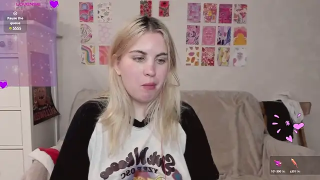 Snapshot of pawpaws chatting on 12-27-24, 12:45 pawpaws online show from 12-27-24, 12:45