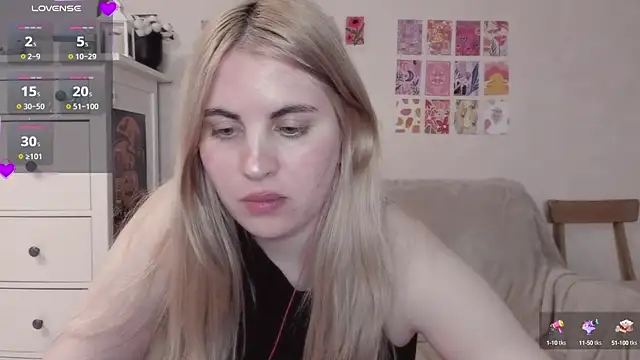 Snapshot of pawpaws chatting on 03-08-25, 03:56 pawpaws online show from 03-08-25, 03:56