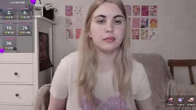 Snapshot of pawpaws chatting on 03-09-25, 07:15 pawpaws online show from 03-09-25, 07:15