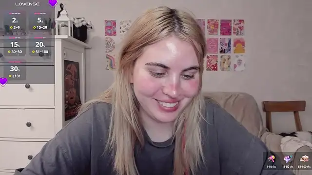 Snapshot of pawpaws chatting on 03-13-25, 04:01 pawpaws online show from 03-13-25, 04:01