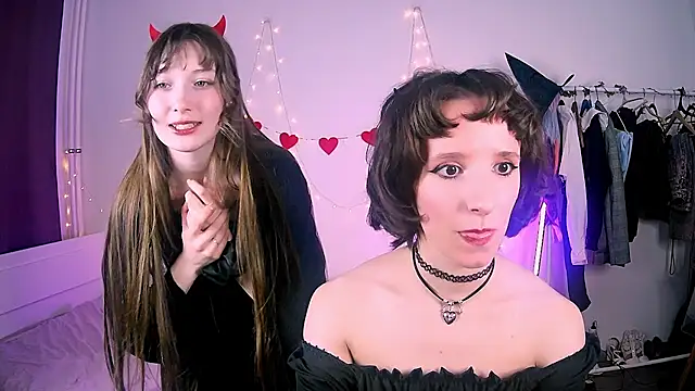 Violet Veliya online show from 03-22-26, 05:38