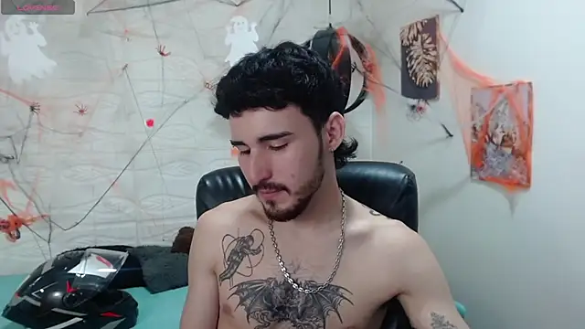 Snapshot of DmitriSanders chatting on 12-03-24, 12:35 DmitriSanders online show from 12-03-24, 12:35