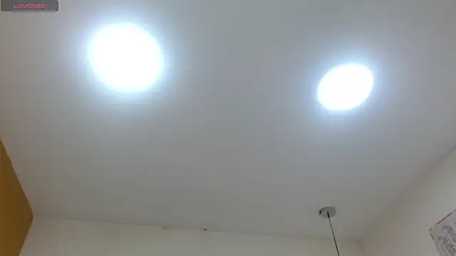 Snapshot of DmitriSanders chatting on 03-01-25, 11:47 DmitriSanders online show from 03-01-25, 11:47