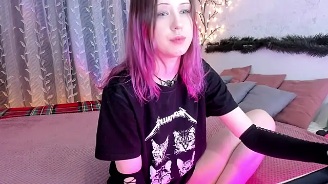 space cowgirl online show from 12-21-24, 01:26