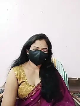 Snapshot of Keerthi-Telugu chatting on 12-07-24, 04:42 Keerthi-Telugu online show from 12-07-24, 04:42