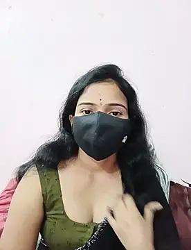 Snapshot of Keerthi-Telugu chatting on 12-20-24, 04:42 Keerthi-Telugu online show from 12-20-24, 04:42