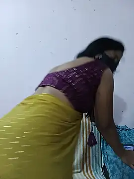 Snapshot of Keerthi-Telugu chatting on 02-17-25, 05:10 Keerthi-Telugu online show from 02-17-25, 05:10