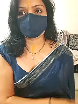 Snapshot of khushikhushi chatting on 02-07-25, 07:18 khushikhushi online show from 02-07-25, 07:18