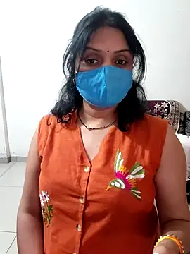 Snapshot of khushikhushi chatting on 10-28-25, 10:19 khushikhushi online show from 10-28-25, 10:19