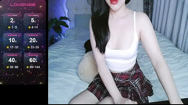 Snapshot of _Viviann_ chatting on 12-09-24, 04:05 Viviann online show from 12-09-24, 04:05