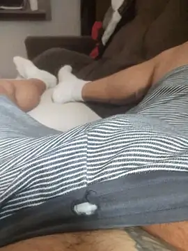 dredre1069 online show from 11-27-25, 02:30