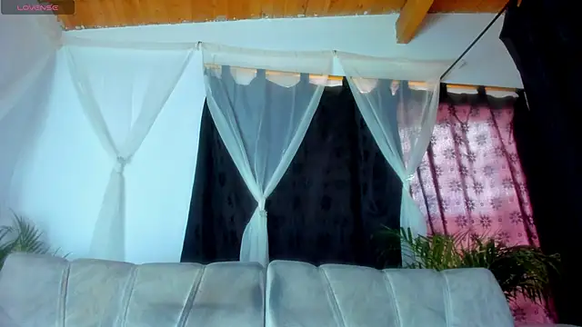 esteveen ortegas  online show from 11-13-25, 03:55