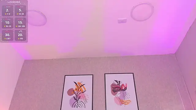 CheneellLorens online show from 10-09-25, 07:01