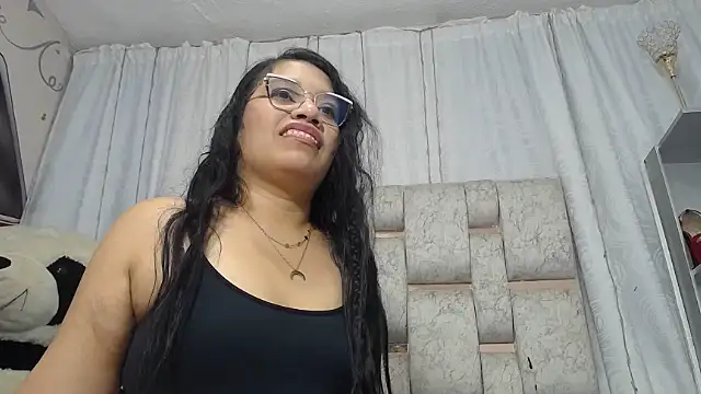 KEYRA-MILLER- online show from 01-14-26, 03:45