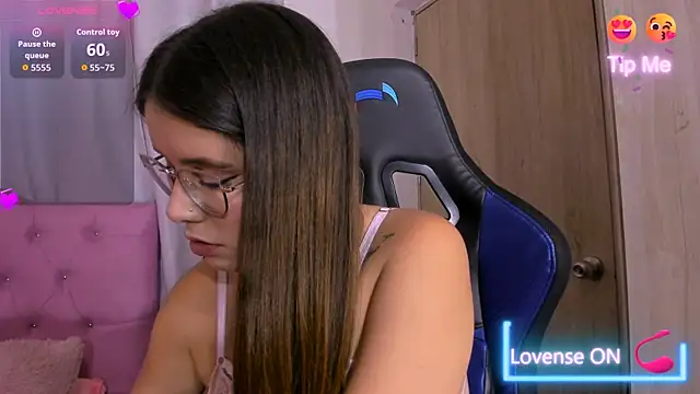 ParisShayk online show from 05-14-26, 05:53