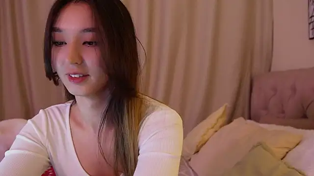 Sarasuo1 online show from 12-11-24, 01:28