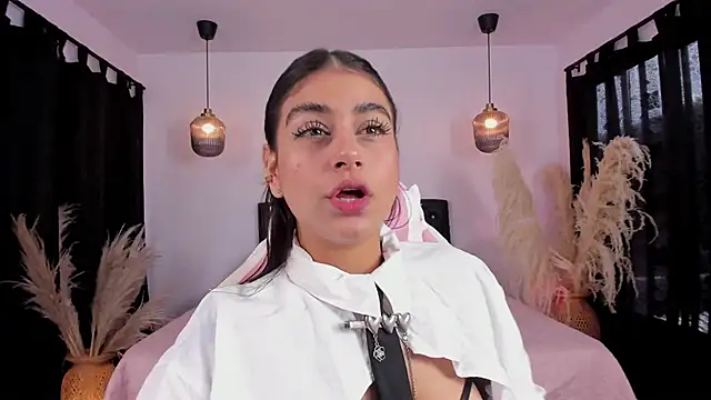 Snapshot of GabyRhodes chatting on 03-08-25, 07:42 GabyRhodes online show from 03-08-25, 07:42