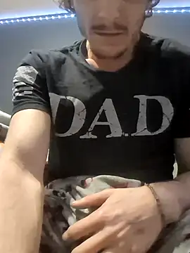 Snapshot of Dogz_n_daugthers chatting on 01-19-25, 10:39 Dogz n daugthers online show from 01-19-25, 10:39