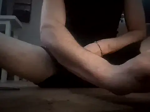 Snapshot of Dogz_n_daugthers chatting on 01-21-25, 11:24 Dogz n daugthers online show from 01-21-25, 11:24