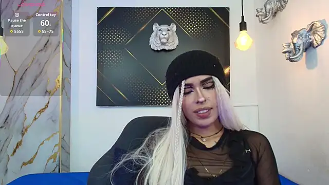 Cloeandtyfanny online show from 10-02-25, 12:34