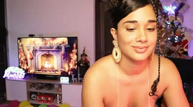 Mysensualbrunette1 online show from 12-24-24, 11:00