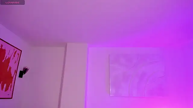 PaulinaSantos  online show from 12-17-25, 07:31